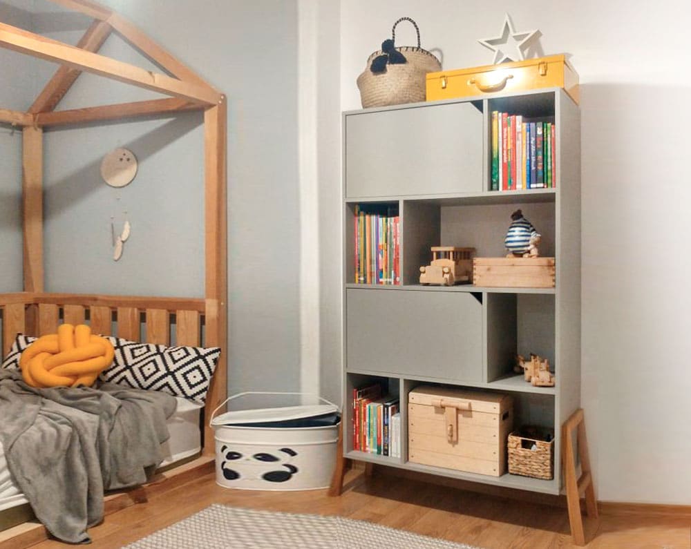 Bücherregal Lotta in Grau Kinder- & Babyzimmer bei Zimmeria.de