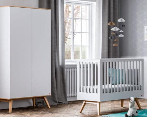 Kleiderschrank Nature Baby in Weiss mit Eiche bei Zimmeria.de