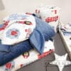 9er Baby-Erstausstattung-Set Bettnestchen, Bettzeug, Kopfkissen, Bettorganizer, Velvet-Decke, 2 Girlanden, Bettlaken von Zimmeria.de