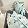 5er Set Babyerstausstattung Mint Schlafsack Bettumrandung Kopfkissen Bettlaken Haase von Zimmeria.de